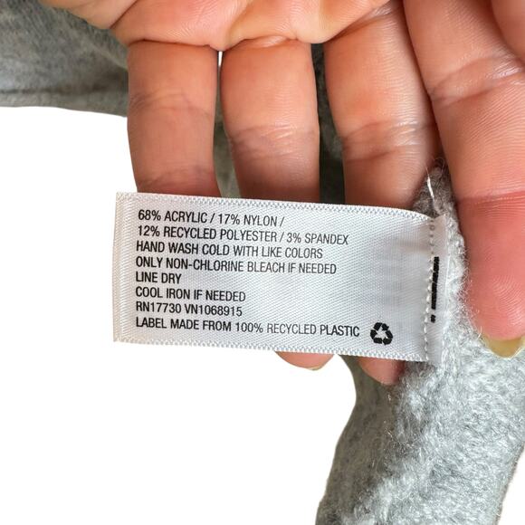 Universal Thread NWT Cowl Neck OSFM Gray Chunky Knit Pullover Poncho Sweater - Picture 11 of 12